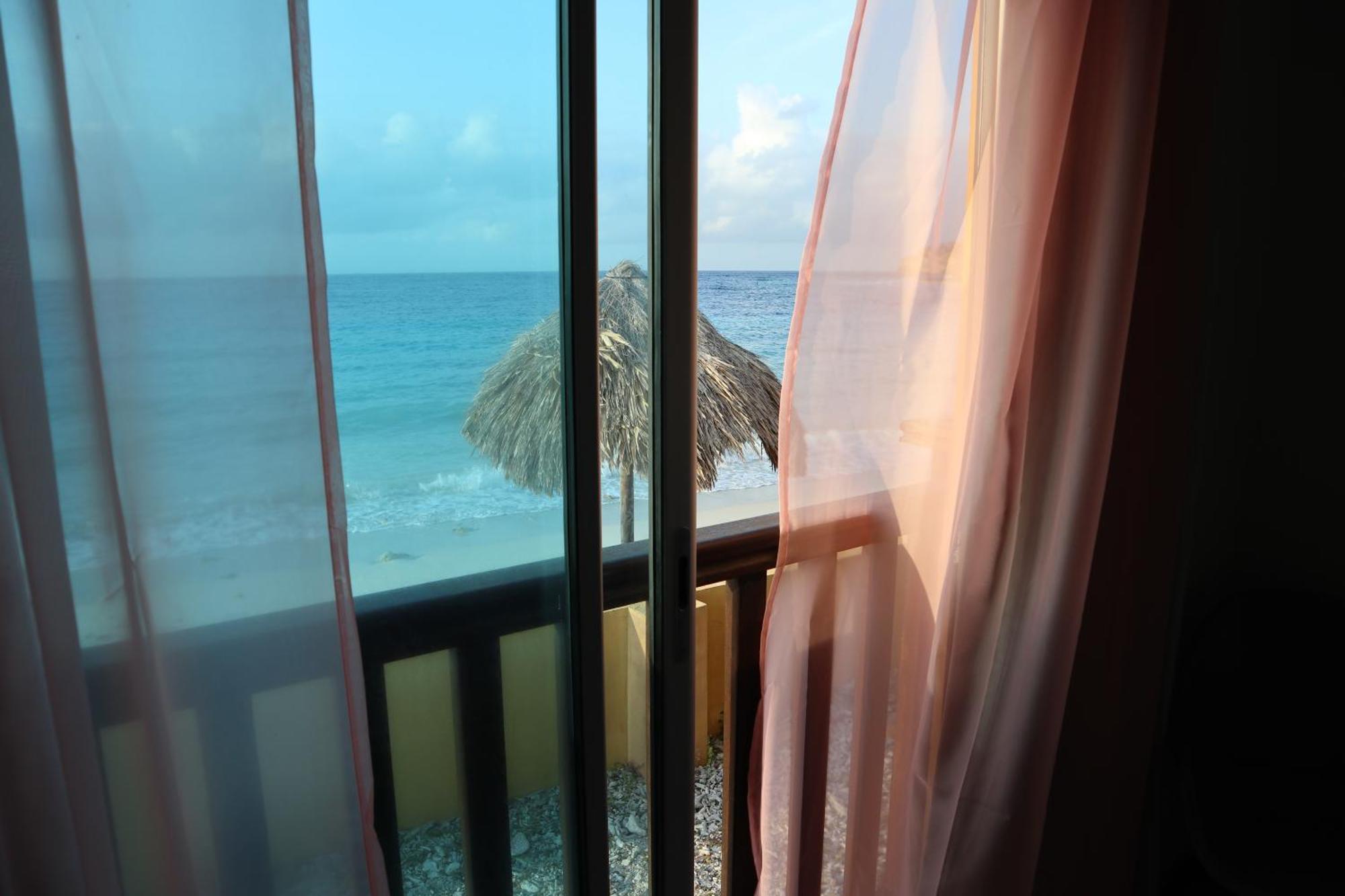 Апартаменти Ocean View Palapa Jan Thiel Екстер'єр фото